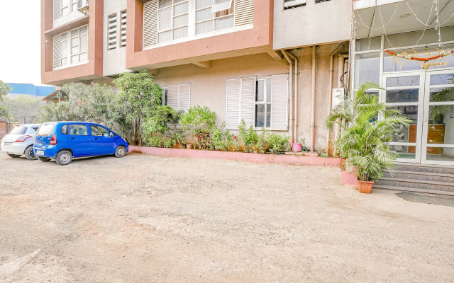Fabhotel Mahadev Residency