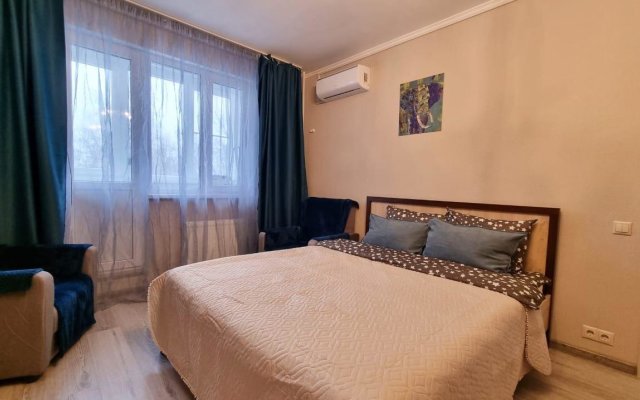 Apartments on Varshavskaya 142k2