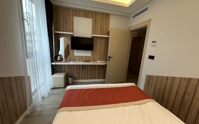 Cetin Hotel