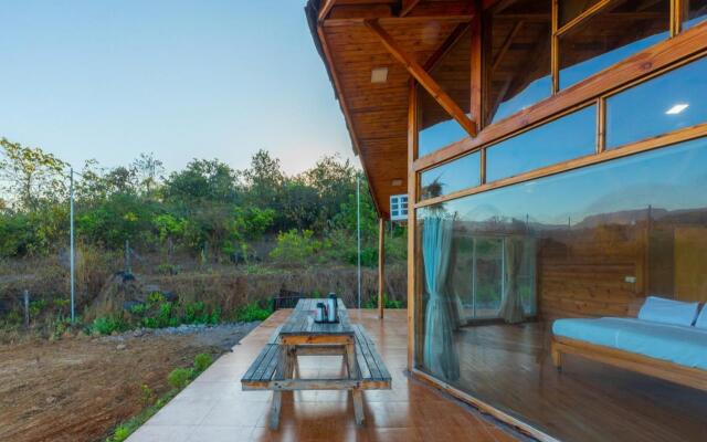 SaffronStays Cabana