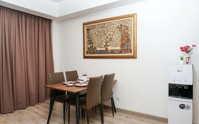 Modern 3BR Apartment at St. Moritz Residence