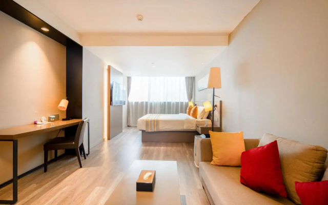 Homeinn Hotel (Wuxi Nanchan Temple Sanyang Square)