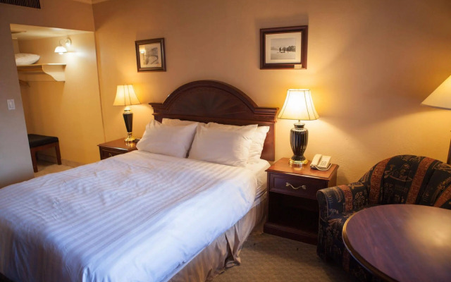 Revelstoke Lodge