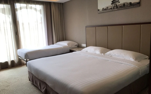 Huatian Chinagora Hotel