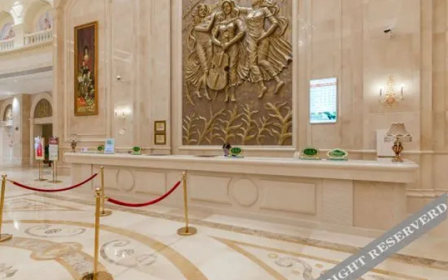 Vienna International Hotel (Li County Administrative Center New District)
