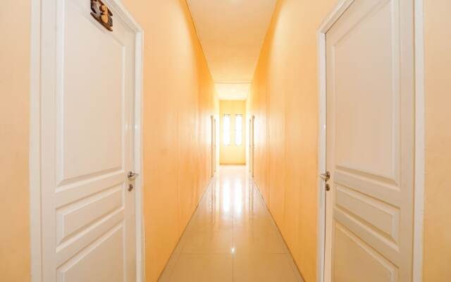 Hotel O Juanda Near Terminal International Juanda