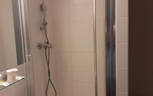 Hotel Kyriad Orly Aéroport Athis Mons
