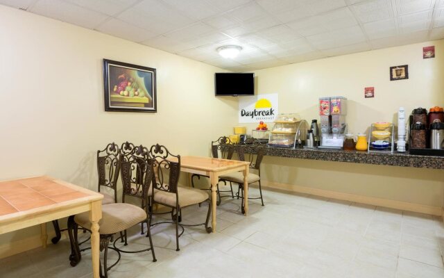 Rodeway Inn
