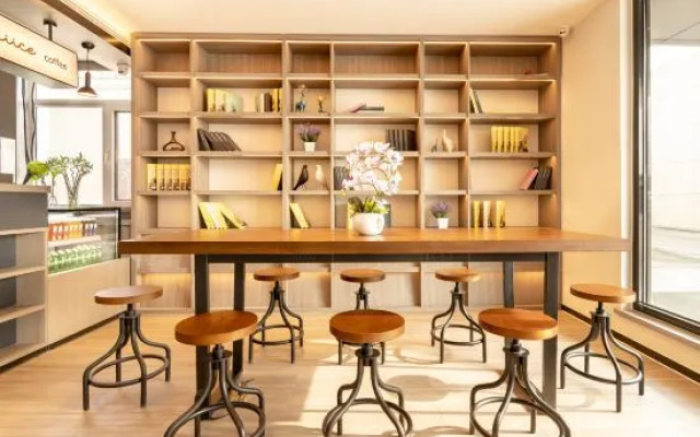 HanTing Hotel (Tianjin Hujia Garden)