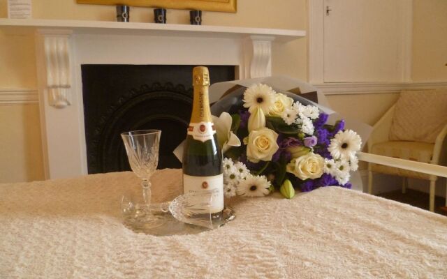 Aberllynfi Riverside Guesthouse