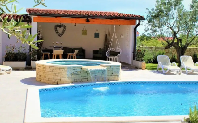 Classy Apartment in Vodnjan