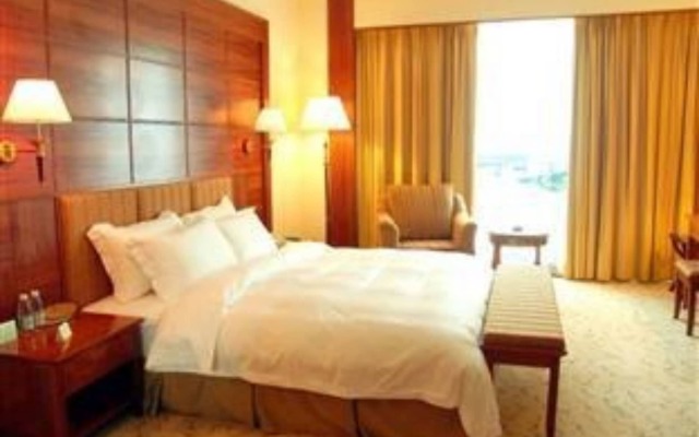 Gladden Hotel Shilong