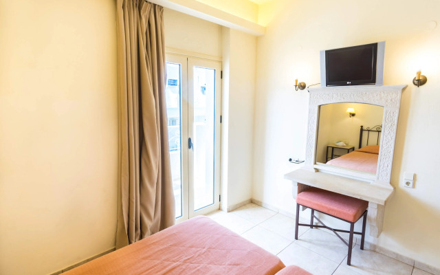 Lia Sofia Apartments
