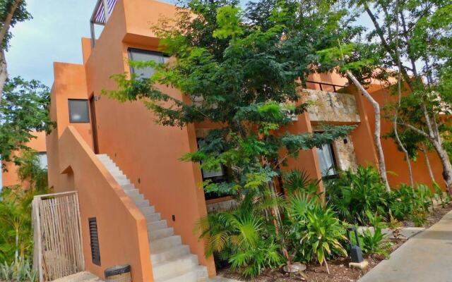 Roomy Apt With Private Terrace - Amazing Amenities