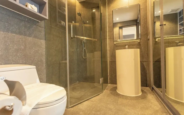 Deluxe Apartment with Top Amenities C121