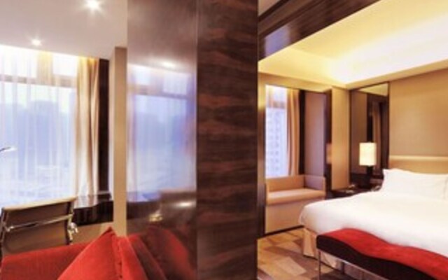 Royal Suites & Tower