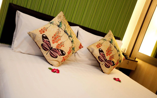 iCheck inn Chill Patong