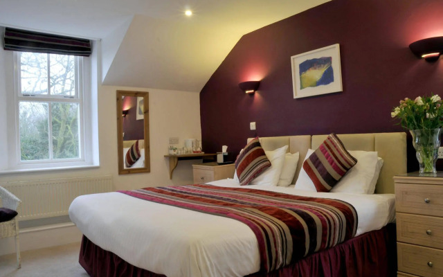 St John's Lodge (incl off-site health club)