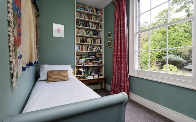 Veeve  Grand Greenwich 5 Bed House On Hyde Vale