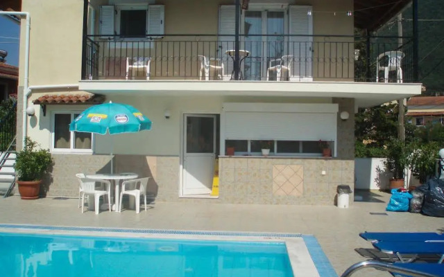 Marilena Apartments & Studios