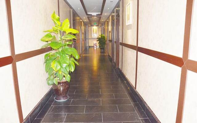 Qingju Chengdu Sports Center Branch