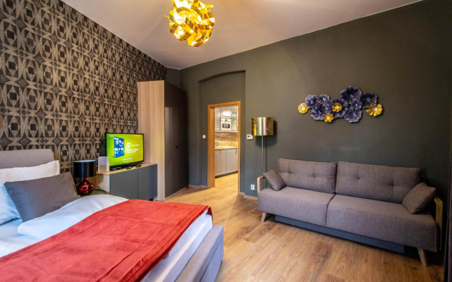 Ruterra Apartments by Cathedral