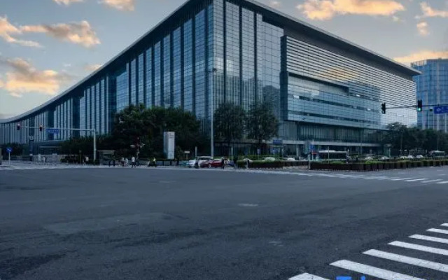 Beijing Bird's Nest Datun Road East Subway Station Yaduo Hotel
