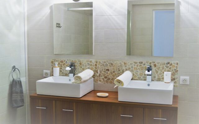 Villa La Terre Des Lauriers Appartement