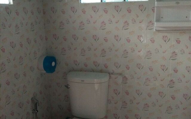 Three Moons Homestay