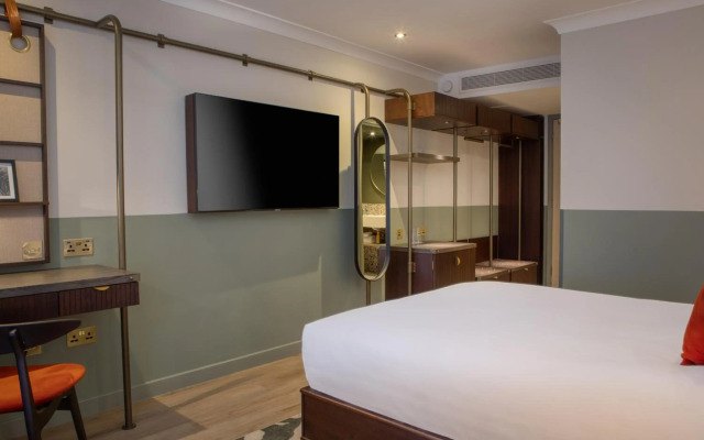 The Samuel Ryder Hotel St Albans, Tapestry Collection Hilton