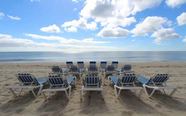 Edgewater Beach Resort, a VRI resort