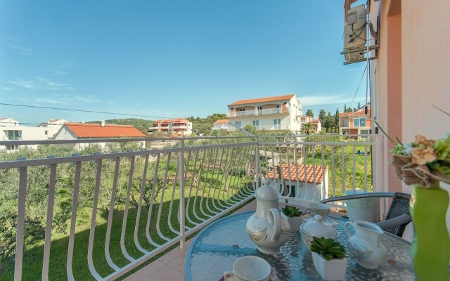 Apartments Ivica
