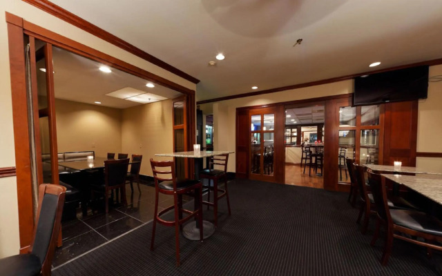 Radisson Hotel and Conference Center Rockford