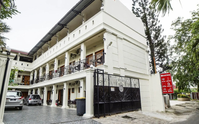 RedDoorz near Plaza Medan Fair