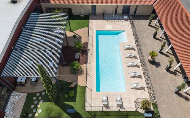 Gatsby Hotel & Restaurant by Happyculture