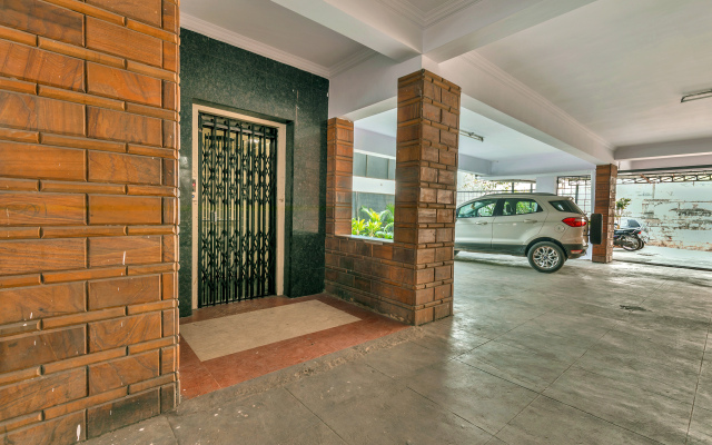 OYO 11428 Hotel Krishna's Residency