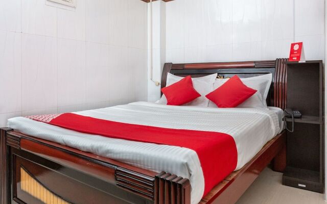 OYO 19396 Cristal Residency