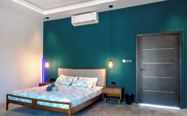 V Hotel In Paje