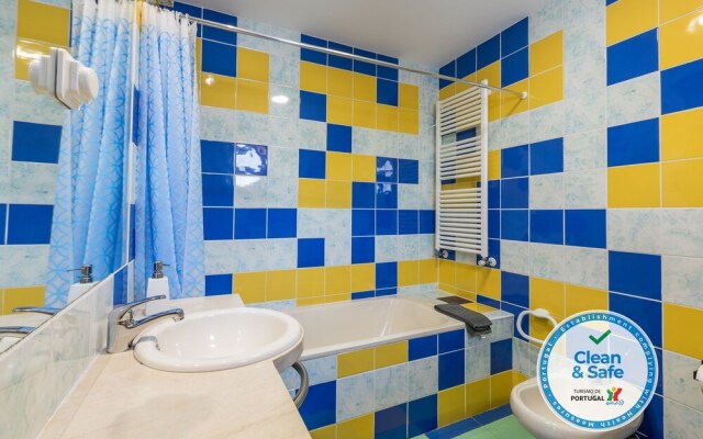 Villa With Private Pool, Garden, Terrace and Marina View