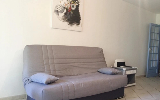 Studio in Cannes, With Pool Access, Furnished Terrace and Wifi - 3 km - Hotel in Cannes - Photo 4