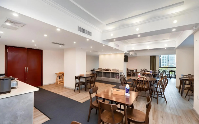 Beihai Yintan Qiaogang Passenger Terminal Park Inn by Radisson