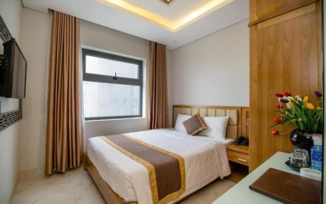 La Lune Hotel