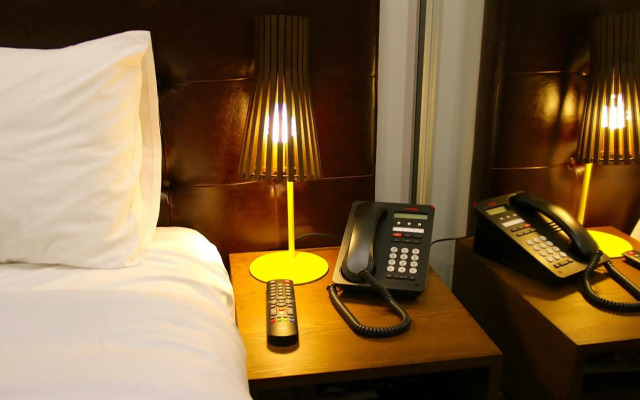 Whitehorse Apartment Hotel