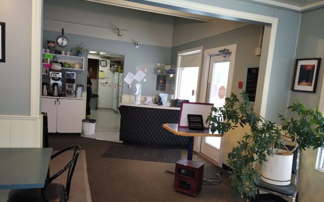 Pleasant Valley Motel