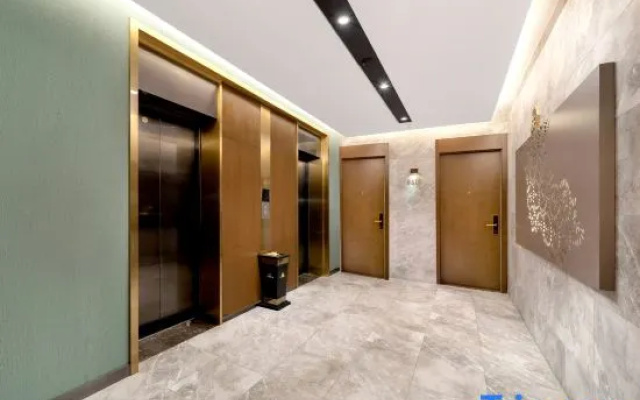 Yitel Premium (Harbin West High-speed Railway Station Wanda Plaza)