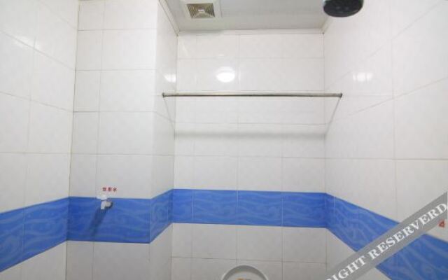 Xiaxian Honghaiwan Business Leisure Hotel
