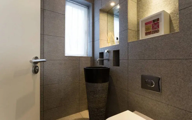 Spectacular 4 Bed House, Pimlico