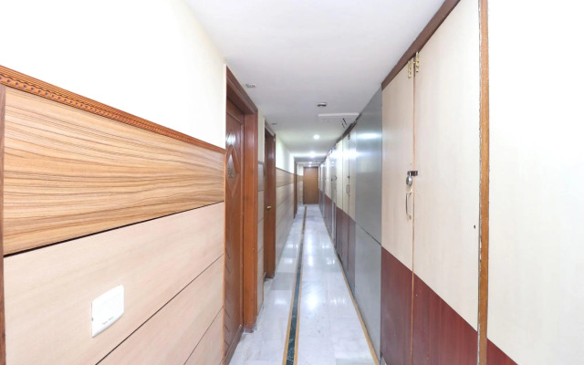 Collection O 3504 Vivek International Hotel