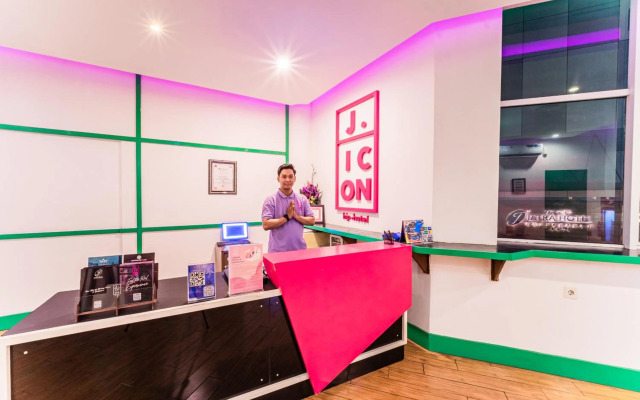 J Icon Hip Hotel