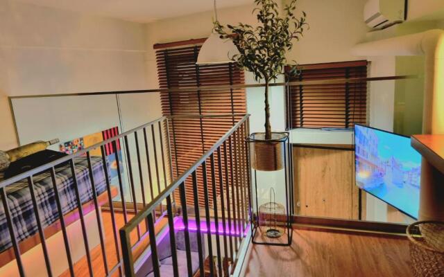 Luxury City Center Loft 2022